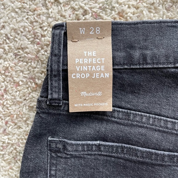 Madewell Denim - NWT Madewell Perfect Vintage Jean in Sumner Wash (Crop)